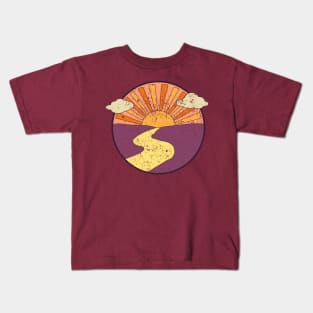 Sunset and Winding River Distressed Retro Kids T-Shirt